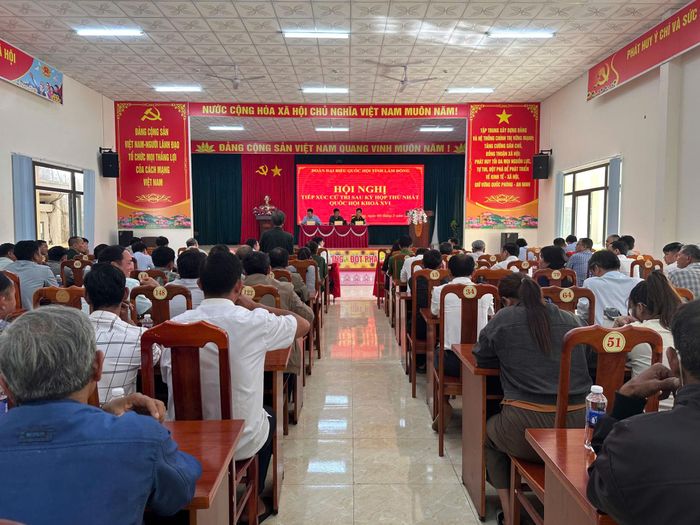 Quang cảnh hội nghị