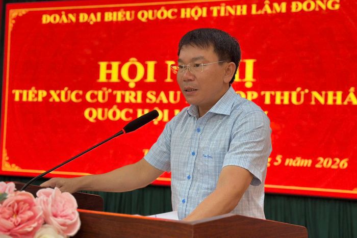 Phó Giám đốc Sở Tài nguyên và Môi trường Trần Văn Diêu trả lời kiến nghị về lĩnh vực tài nguyên, đất đai và thông tin điều chỉnh quy hoạch đất bô xít, 3 loại rừng của Thủ tướng Chính phủ đến cử tri