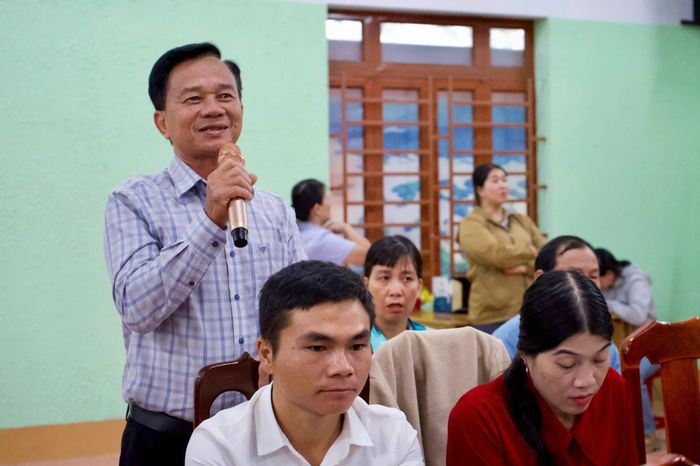 Cử tri tổ dân phố S'Rê Ú, phường Đông Gia Nghĩa kiến nghị về công tác quản lý tài nguyên