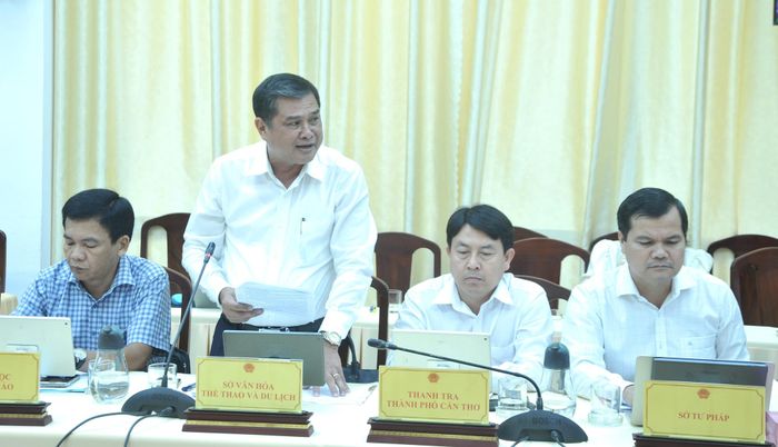 Ông Nguyễn Văn Bảy, Giám đốc Sở Văn hóa, Thể thao và Du lịch TP Cần Thơ thông tin tổ chức các cuộc thi hoa hậu chiều 6/5.