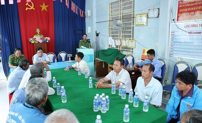 UBND xã An Cư triển khai mô hình “ấp không ma túy” tại ấp Srây Skốth. Ảnh: Tiến Tầm