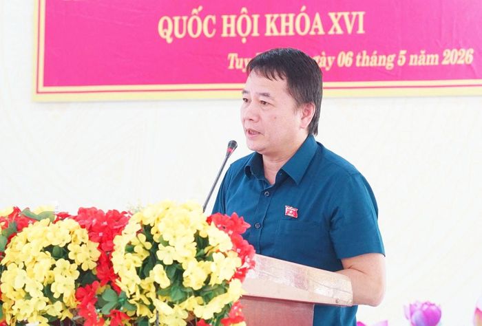 Ủy viên là đại biểu Quốc hội hoạt động chuyên trách tại Ủy ban Văn hóa và Xã hội Phạm Nam Tiến phát biểu