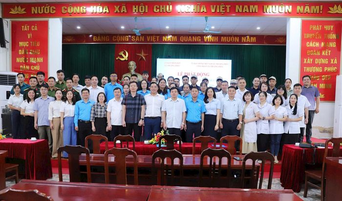Các đại biểu tham dự Lễ phát động Tháng hành động về An toàn, vệ sinh lao động và Tháng Công nhân năm 2026.