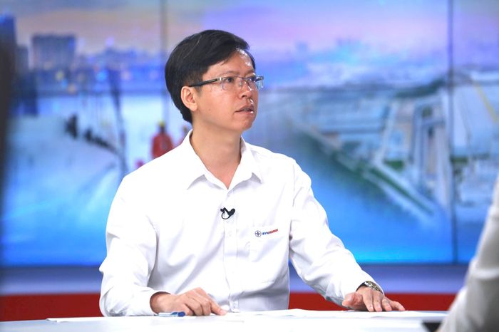 Ông Vũ Thế Thắng, Phó Trưởng ban Kinh doanh EVNHANOI. Ảnh: Phạm Hùng