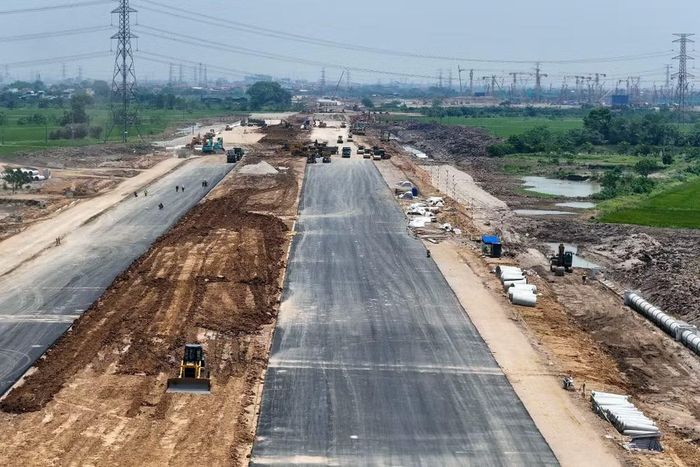 Trục giao thông "kỷ lục" này được thiết kế với mục tiêu đặc biệt: Không để xảy ra tình trạng ùn tắc khi tổ chức các sự kiện văn hóa, thể thao tầm cỡ quốc tế, giải quyết triệt để bài toán lưu lượng khổng lồ.