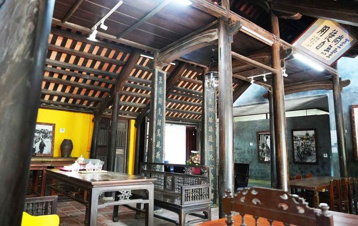 Nhà cổ ở phố cổ Gia Hội, phường Phú Xuân, thành phố Huế mang kiến trúc nhà rường truyền thống. Ảnh: Nguyên Lý - TTXVN