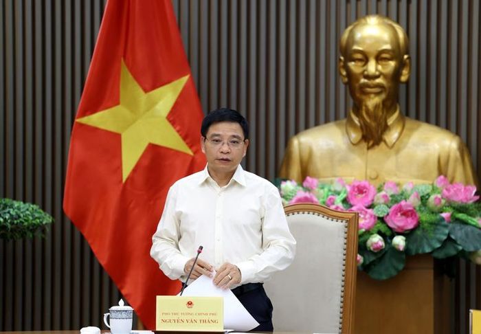 Phó Thủ tướng Nguyễn Văn Thắng phát biểu tại cuộc họp - Ảnh VGP/Đức Tuân