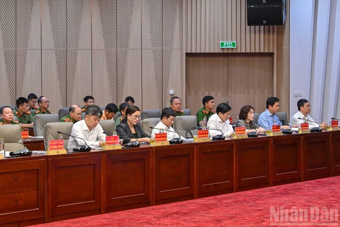 Các đại biểu tham dự hội nghị.