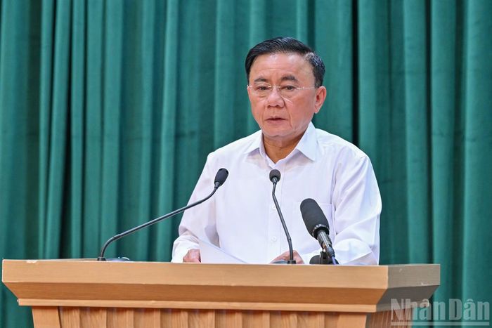 Thường trực Ban Bí thư Trần Cẩm Tú phát biểu chỉ đạo hội nghị.