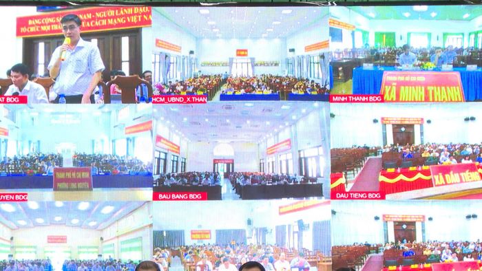  Buổi tiếp xúc được tổ chức trực tiếp tại phường Bến Cát và trực tuyến đến các điểm cầu xã, phường còn lại. 