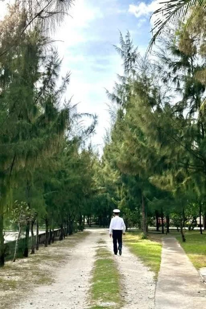 Những người lính biển mang dáng vẻ can trường. (Ảnh: Minh Nguyệt)