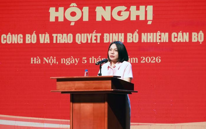 Chị Nguyễn Thị Thu phát biểu nhận nhiệm vụ. Ảnh: TĐHN