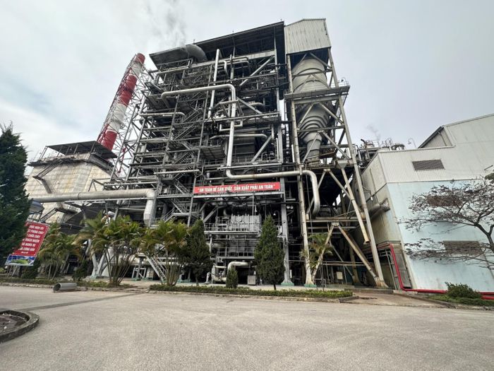 Nhà máy Nhiệt điện Na Dương 1 - nơi cung cấp điện cho tỉnh Lạng Sơn và các tỉnh miền núi phía Bắc.