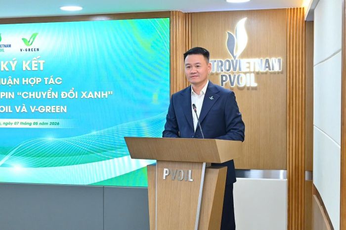 Ông Lê Trung Hưng – Phó Tổng Giám đốc PVOIL: PVOIL đồng hành cùng V-Green mở rộng mạng lưới trạm sạc và tủ đổi pin xe điện là bước đi cụ thể trong thực hiện chiến lược thích nghi với xu hướng chuyển dịch năng lượng