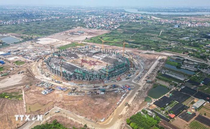 Dự kiến, sân vận động PVF sẽ hoàn thiện toàn bộ các hạng mục vào tháng 3/2027. (Ảnh: Minh Quyết/TTXVN)