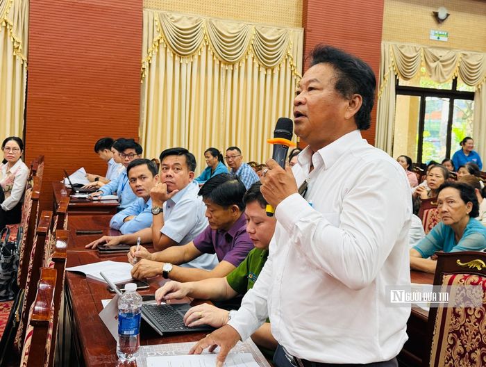 Cử tri Trà Văn Cư kiến nghị ý kiến đến ĐBQH và cơ quan quản lý địa phương.