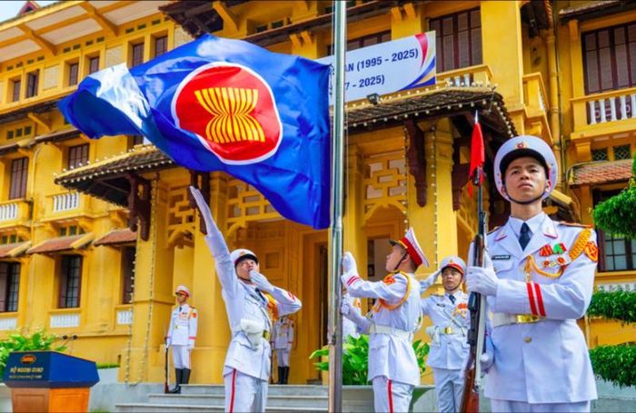 Các nước ASEAN bắt tay vì sự phát triển và thịnh vượng chung của khu vực. Ảnh: Nguyễn Nam