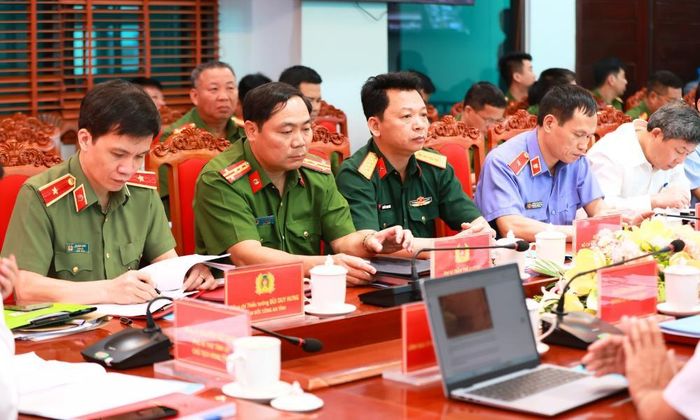  Lãnh đạo các sở, ngành tỉnh dự hội nghị. 