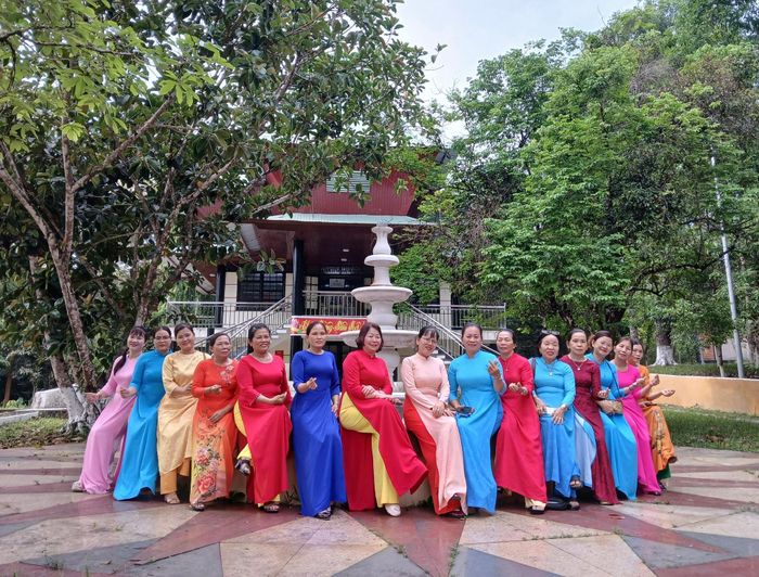 Phụ nữ Đà Nẵng hướng đến xây dựng chuẩn mực mới trên nền tảng văn hóa xứ Quảng. Ảnh: VĨNH LỘC.