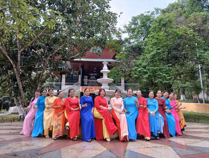 Phụ nữ Đà Nẵng hướng đến xây dựng chuẩn mực mới trên nền tảng văn hóa xứ Quảng. Ảnh: VĨNH LỘC.