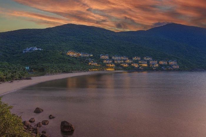 Tọa lạc giữa thiên nhiên nguyên sơ với đa tầng không gian, InterContinental Danang trở thành bối cảnh hoàn hảo cho Lễ hội “Câu chuyện từ những nghệ nhận”. Ảnh: danangfantasticity