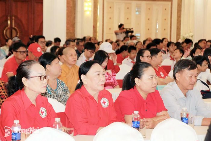 Các đại biểu tham dự lễ phát động. Ảnh: Nga Sơn