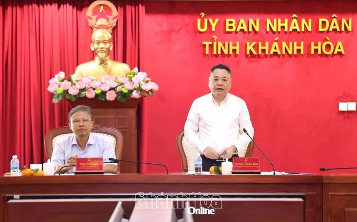 Phó Chủ nhiệm Ủy ban Kinh tế và Tài chính của Quốc hội Nguyễn Ngọc Bảo phát biểu kết luận buổi làm việc.