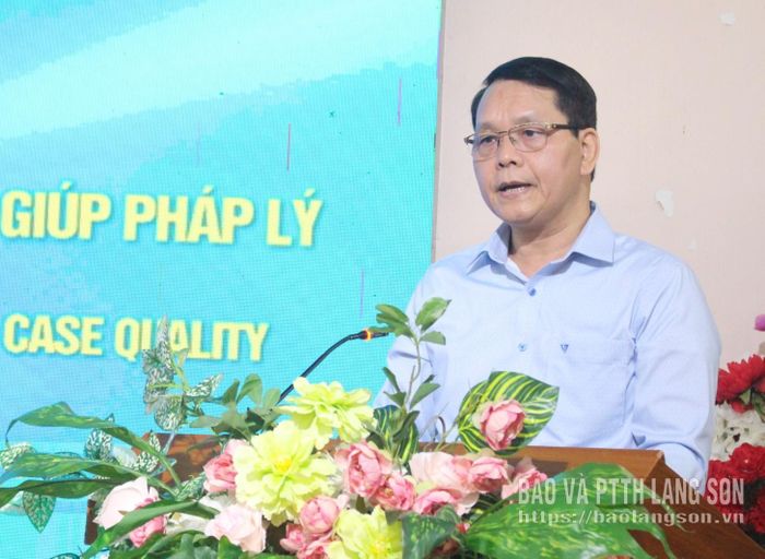 Lãnh đạo Sở Tư pháp tỉnh Lạng Sơn phát biểu tại hội nghị
