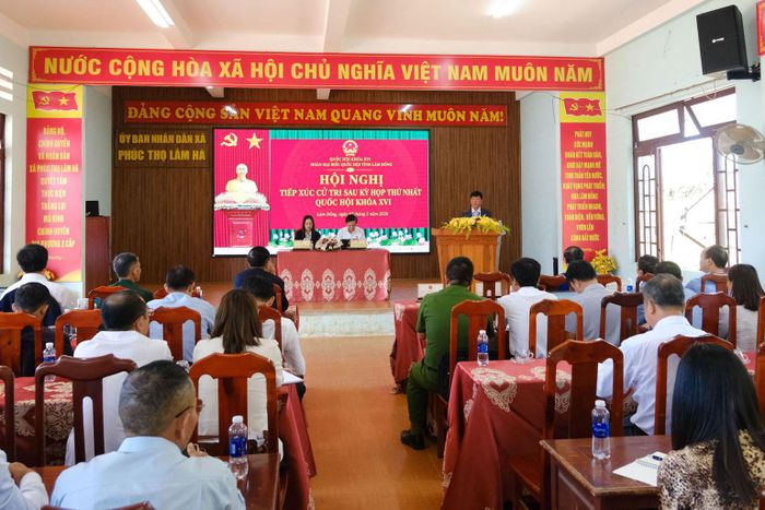 Quang cảnh hội nghị
