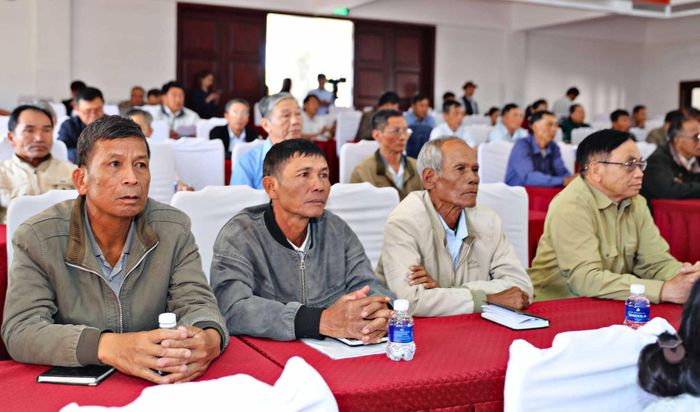 Đông đảo cử tri xã Đơn Dương tham dự hội nghị