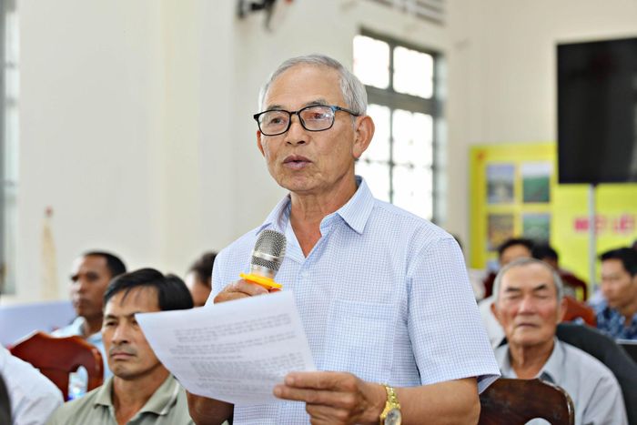 Cử tri Huỳnh Văn Trung mong muốn cơ quan chức năng có chính sách hỗ trợ người dân trong sản xuất nông sản do giá vật tư nông nghiệp tăng nhanh thời gian qua