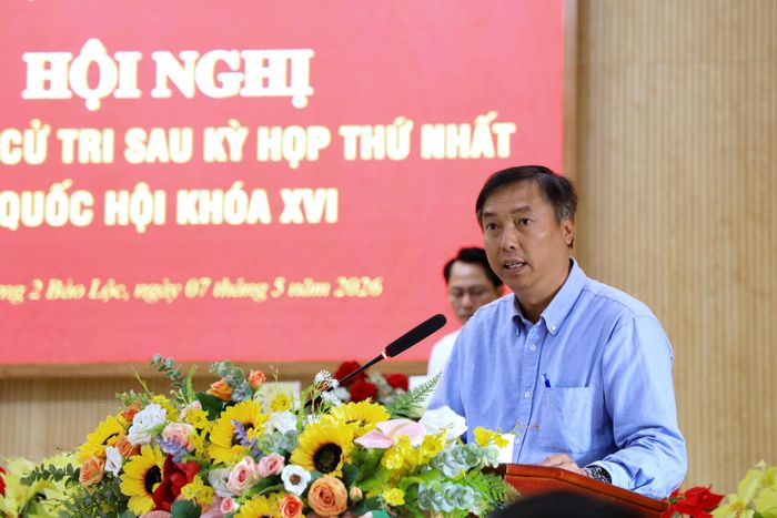 Lãnh đạo Sở Nội vụ Lâm Đồng thông tin về chế độ chính sách cho đội ngũ cán bộ cấp cơ sở, người có công