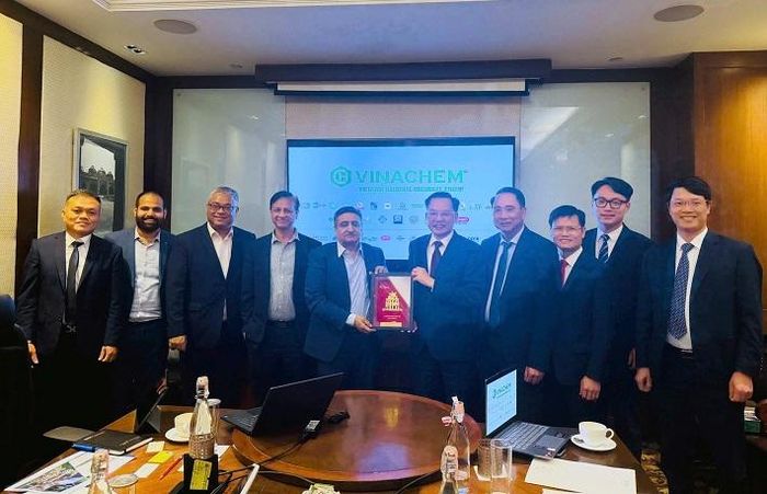 Vinachem trao đổi với ACME Group về công nghệ hydro xanh, amoniac xanh và mô hình sản xuất hóa chất xanh gắn với năng lượng tái tạo
