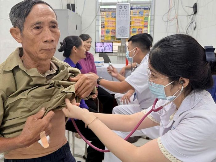  Những công trình cũ nay đã trở thành điểm thư viện, nơi sinh hoạt văn hóa và chăm sóc sức khỏe người cao tuổi 