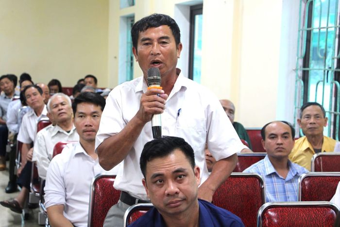 Cử tri xã Xuân Lâm phát biểu tại hội nghị tiếp xúc cử tri