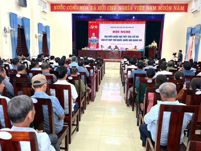 Toàn cảnh tiếp xúc cử tri xã Đại Đồng