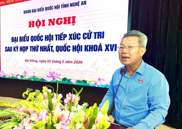 Phó Chủ tịch Ủy ban MTTQ Việt Nam tỉnh, Chủ tịch Hội Cựu chiến binh tỉnh, Thiếu tướng Nguyễn Sỹ Hội phát biểu tại Hội nghị tiếp xúc cử tri xã Đại Đồng