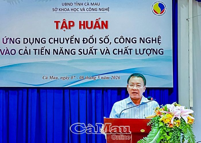 Phát biểu khai mạc lớp Tập huấn, ông Thái Trường Giang, Phó Giám đốc Sở Khoa học và Công nghệ tỉnh Cà Mau, nhận định: việc tập huấn nâng cao năng suất chất lượng trong kỷ nguyên số là nền tảng, động lực giúp nền kinh tế phát triển, hội nhập và cạnh tranh toàn cầu.