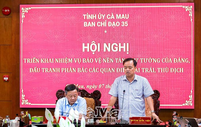 Đồng chí Huỳnh Quốc Việt, Phó Bí thư Thường trực Tỉnh ủy, Trưởng Ban Chỉ đạo 35 Tỉnh ủy, phát biểu tại hội nghị.