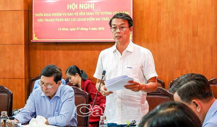 Đồng chí Nguyễn Nam Phong, Phó Trưởng ban Tuyên giáo và Dân vận Tỉnh ủy Cà Mau, thông qua dự thảo Kế hoạch thực hiện Chương trình hành động số 01, ngày 22/4/2026 của Ban Chỉ đạo 35 Trung ương.