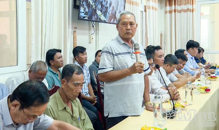 Cử tri Nguyễn Văn Đấu, xã Thới Bình kiến nghị cần đầu tư về thủy lợi phục vụ sản xuất.