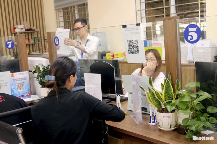 Cải cách thủ tục hành chính được gắn với chuyển đổi số. Ảnh: MT