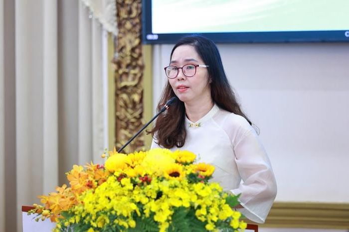 Chuyên gia đóng góp ý kiến tại Hội thảo