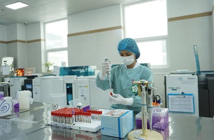 Bộ Y tế đề xuất 6 mức phụ cấp ưu đãi nghề cho y bác sĩ