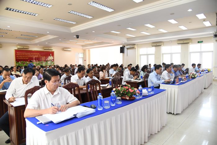 Quang cảnh hội nghị