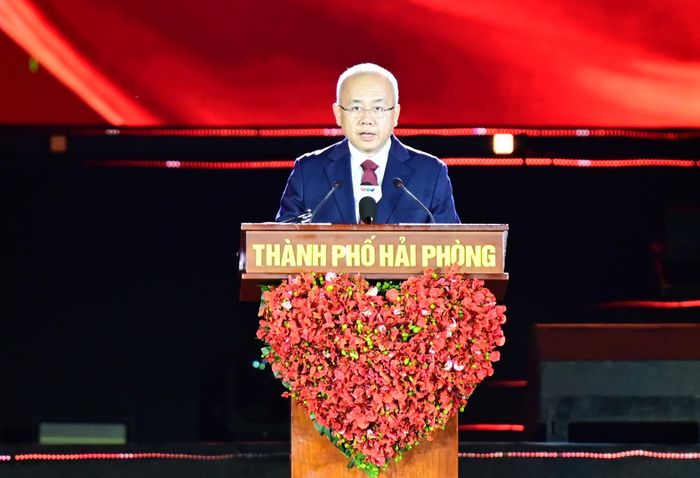  Ông Đỗ Thành Trung, Chủ tịch UBND TP Hải Phòng phát biểu tại lễ khai mạc. Ảnh: ĐỖ TRUNG 