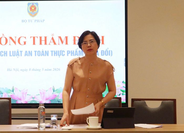 Cục trưởng Cục Pháp luật hình sự - hành chính và Quản lý xử lý vi phạm hành chính Nguyễn Thị Hạnh đề nghị cơ quan chủ trì soạn thảo nghiên cứu, tiếp thu ý kiến của các đại biểu. Ảnh: Cổng thông tin điện tử Bộ Tư pháp