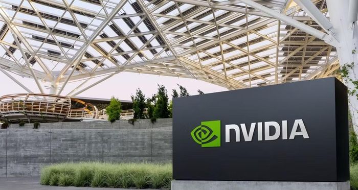 Sau khi Washington cấm bán các dòng chip AI cao cấp sang Trung Quốc, NVIDIA gần như đánh mất hoàn toàn thị phần ở phân khúc AI tiên tiến, buộc các công ty công nghệ Trung Quốc phải tìm kiếm giải pháp thay thế trong nước.