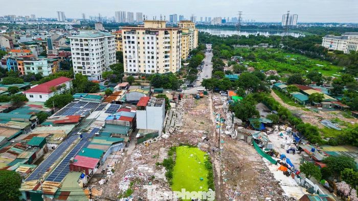 Người dân mong muốn cơ quan chức năng sớm hoàn thiện đồng bộ hệ thống chiếu sáng, thoát nước và tổ chức giao thông để tuyến đường phát huy hiệu quả ngay sau khi đưa vào sử dụng. Khi hoàn thành, tuyến đường được kỳ vọng sẽ góp phần giảm tải cho khu vực cửa ngõ phía Nam Hà Nội và tăng khả năng kết nối với trục Tam Trinh đang mở rộng.