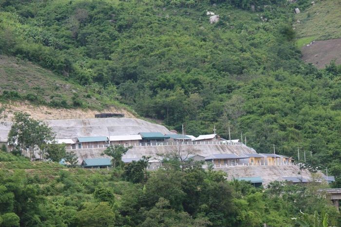 Khu tái định cư mong ngóng nước sạch